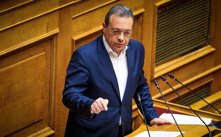 Φάμελλος σε Μητσοτάκη: Ποια στελέχη παρείχαν τις υπηρεσίες τους στη ΝΔ και ήταν εργαζόμενοι στη Blue Skies