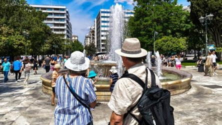 Καιρός: Ανεβαίνει η θερμοκρασία από σήμερα – Η πιο ζεστή ημέρα, πού αναμένονται βροχές