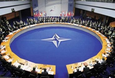 ΝΑΤΟ: Αύξηση αμυντικών δαπανών συζητούν σήμερα οι ΥΕΘΑ στις Βρυξέλλες