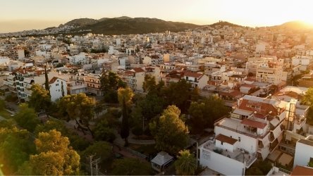 Το σχέδιο της κυβέρνησης για να βγουν στην αγορά δεκάδες χιλιάδες κατοικίες