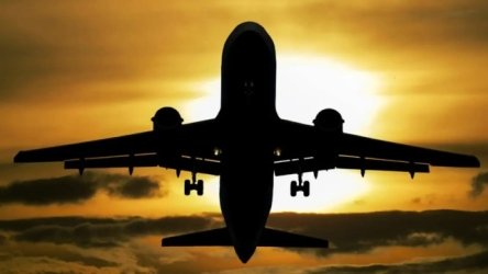 Νέα νύχτα έντασης σε Ρωσία και Ουκρανία: Αναστολή λειτουργίας αεροδρομίων στη Μόσχα – Μπαράζ πληγμάτων σε Κίεβο και Οδησσό