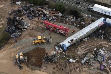 Αναβλήθηκε η πρώτη δίκη για τα Τέμπη – Μεγάλος απών το Δημόσιο