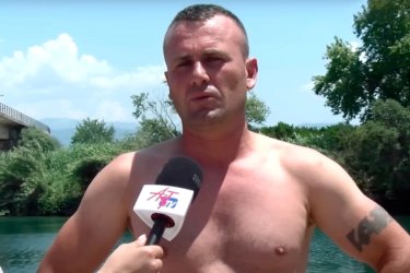 Άραχθος: «Θα τα κάνω τατουάζ για να είναι στην καρδιά μου, δεν βούτηξα για τα χαρτιά» – Συγκινεί ο 41χρονος