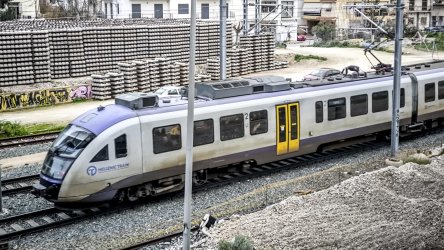 Προαστιακός: Απεργία την Τρίτη 17/6 – Ποια δρομολόγια θα γίνουν με προσωπικό ασφαλείας