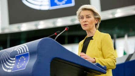 Politico: “Η φον ντερ Λάιεν αντιμετωπίζει τη μεγαλύτερη πρόκληση μέχρι σήμερα ως πρόεδρος της Κομισιόν”