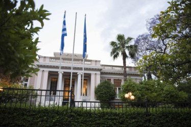 Τηλεφωνική επικοινωνία Μητσοτάκη με Μερτς – Στο επίκεντρο οι εξελίξεις στη Μέση Ανατολή