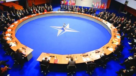 Κρίσιμη σύνοδος για το μέλλον του ΝΑΤΟ: Απειλείται με διάλυση