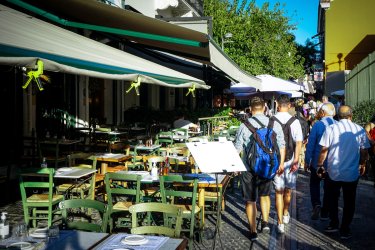 Μισθοί Καΐρου και τιμές Ζυρίχης: Πολύ ακριβή η ζωή στην Αθήνα διαπιστώνει η Deutsche Bank