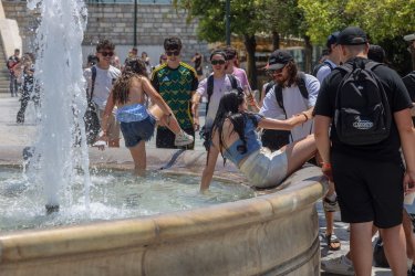 Καύσωνας για 48 ώρες και μετά ραγδαία πτώση της θερμοκρασίας – Δύσκολες νύχτες με πολλή ζέστη