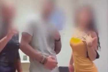Μεσσηνία: Πειθαρχική έρευνα για το γλέντι με τα τσιφτετέλια στην Αστυνομική Διεύθυνση