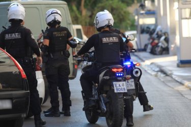 «Μπουμπούκι» ο απόστρατος της ΕΛ.ΑΣ: Μπλεγμένος σε κυκλώματα ναρκωτικών, μεσίτης για καλάσνικοφ