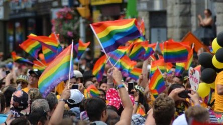 Ουγγαρία: Αντίστροφη μέτρηση για το Pride της Βουδαπέστης παρά τις απειλές Όρμπαν – Πρόστιμα έως 500 ευρώ για τους συμμετέχοντες