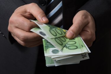 ΑΑΔΕ: Αυτοί είναι οι μεγαλοοφειλέτες που χρωστούν πάνω από 150 χιλ. ευρώ – Οι λίστες