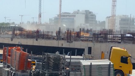 Αποικιοκρατικές πρακτικές από τη Lamda του Σπ. Λάτση καταγγέλλουν Δήμοι και κάτοικοι στο Ελληνικό