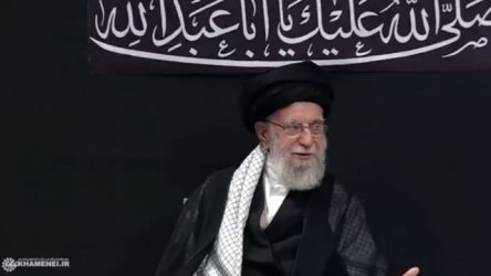 Ιράν: Η πρώτη δημόσια εμφάνιση του αγιατολάχ Αλί Χαμενεΐ μετά το ξέσπασμα του πολέμου με το Ισραήλ (Βίντεο)