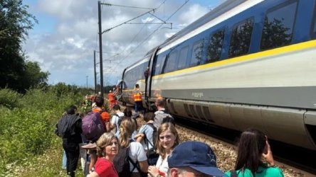 Γαλλία: Ταλαιπωρία για 800 επιβάτες τρένου της Eurostar – Εγκλωβίστηκαν 9 ώρες σε περιοχή ανάμεσα στη Λιλ και το Καλαί
