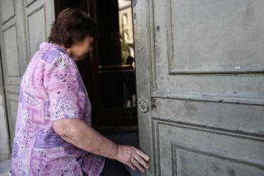 Σύνταξη χηρείας: Όλα τα στάδια συρρίκνωσης κάτω του… 20% – Οι κρυφές ρυθμίσεις