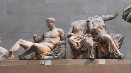 Γλυπτά του Παρθενώνα: Η πρώην πρωθυπουργός Λιζ Τρας και άλλοι 33 Βρετανοί κατηγορούν το Βρετανικό Μουσείο για “μυστικές” διαπραγματεύσεις