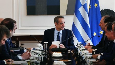 Δεξιά στροφή Μητσοτάκη με αφορμή το προσφυγικό και εκλογική στόχευση