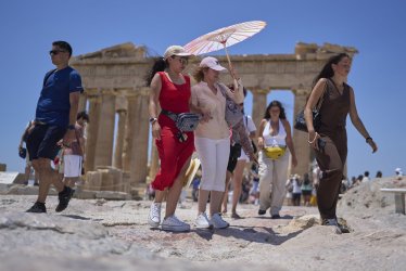 Καιρός: Προ των πυλών κύμα ζέστης 8 ημέρων – Το θερμόμετρο στο «κόκκινο» και τις νύχτες