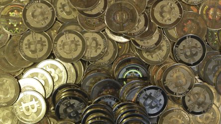 Bitcoin: Νέο ιστορικό υψηλό – Άγγιξε τα 123 χιλιάδες δολάρια η τιμή του