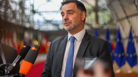 Ο Γάλλος υπουργός Εξωτερικού Εμπορίου δηλώνει έτοιμος για “μπρα ντε φερ” με τις ΗΠΑ – Το σχόλιό του για τον Τραμπ