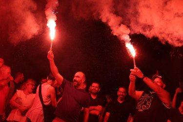 Πειραιάς: Νέο μπλόκο των λιμενεργατών στην αποστολή στρατιωτικού υλικού στο Ισραήλ (Εικόνες, Βίντεο)