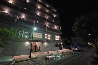 Τραγωδία στο Λουτράκι: Γυναίκα έπεσε από τον πέμπτο όροφο ξενοδοχείου και σκοτώθηκε
