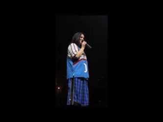 Billie Eilish και James Cameron μαζί σε 3D project!