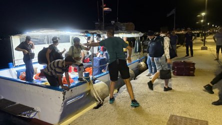 Σητεία: Φορτηγό πλοίο προσάραξε σε ύφαλο και πήρε νερά – Εγκαταλείφθηκε από το πλήρωμα