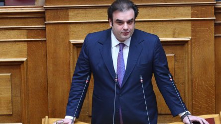 Προϋπολογισμός: Πρωτογενές πλεόνασμα 4,519 δισ. ευρώ για το πρώτο εξάμηνο