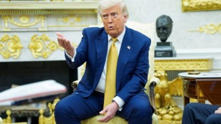 Τραμπ: Υπέγραψε εκτελεστικά διατάγματα – “Σημαντικό βήμα στην αποστολή μας να κάνουμε την Αμερική ξανά υγιή” (Βίντεο)