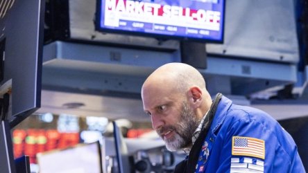 Παγκόσμιο “τσουνάμι” από τους δασμούς Τραμπ: “Βουτιά” στη Wall Street,  πώς αντιδρούν οι αγορές