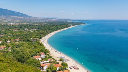 Βρέθηκε βλήμα όλμου στην παραλία του Πλαταμώνα (εικόνες)
