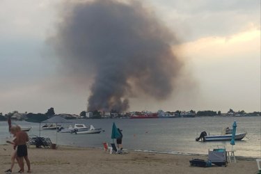 Φωτιά τώρα στη Θάσο: Σε τέσσερις εστίες η πυρκαγιά – Πιθανότατα από κεραυνούς