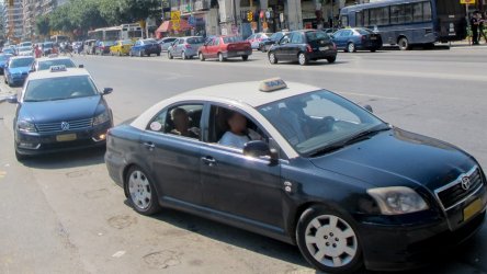 Θεσσαλονίκη: Οδηγός ταξί ξυλοκόπησε 21χρονη γιατί δεν του έδινε παραπάνω χρήματα