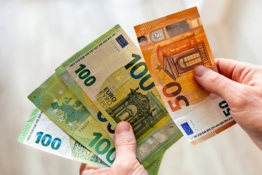 Δεκαπενταύγουστος 2025: Τι ισχύει με την αργία – Πώς πληρώνεται