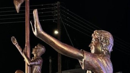 Κύπρος: Συγκλονίζει η κόρη του Τάσου Ισάακ – “Ξεχάσαμε ποιοι πλήρωσαν με αίμα”