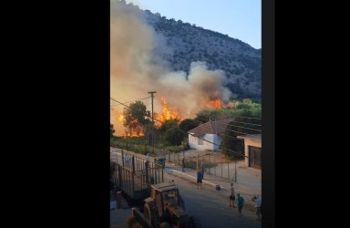 Φωτιά στην Πρέβεζα: Καλύτερη η εικόνα στη μάχη με τις φλόγες σε τρία μέτωπα – Ήχησε το 112