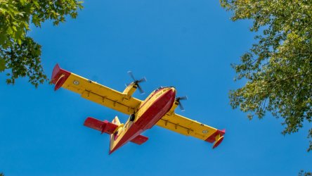 Η Ελλάδα στέλνει δύο πυροσβεστικά αεροσκάφη στην Αλβανία – Συνδρομή στη μεγάλη φωτιά