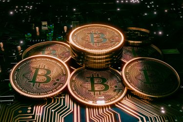 Νέο ιστορικό ρεκόρ για το Bitcoin – Ξεπέρασε τα 124.000 δολάρια