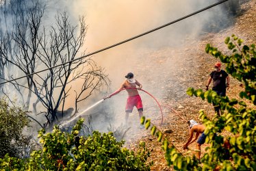 Αέρας «δηλητήριο» στην Πάτρα από την φωτιά: Πάνω από τα όρια οι καρκινογόνες ουσίες