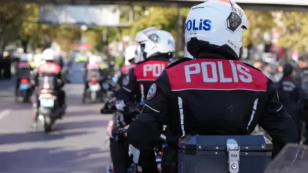 Κωνσταντινούπολη: Συνελήφθη για διαφθορά ο δήμαρχος του Πέρα και άλλα 43 άτομα