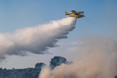 Φωτιά τώρα στον Τύρναβο