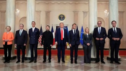 New York Times: “Εξάρτηση” Ευρωπαίων ηγετών από τον Τραμπ – Η “εγκατάλειψη” της ιδέας για εκεχειρία στην Ουκρανία και η αποφυγή συζητήσεων περί εδαφικών παραχωρήσεων