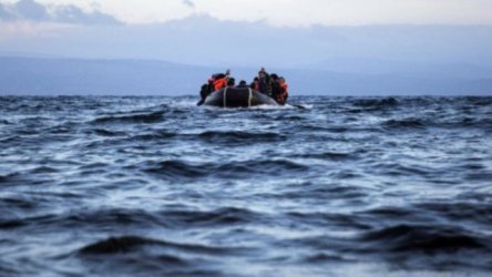 Ιταλία: Πέθανε το 6χρονο κοριτσάκι που είχε φτάσει από τη Γουινέα στην Λαμπεντούζα με σαπιοκάραβο και δεκάδες άλλους πρόσφυγες