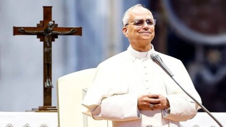 Πάπας Λέων ΙΔ:  Θα επισκεφθεί το Οικουμενικό Πατριαρχείο – Η πρώτη του επίσημη επίσκεψη στο εξωτερικό μετά την ανακήρυξή του ως Ποντίφικας