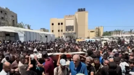 BBC: Τετραπλό τελικά το ισραηλινό “διπλό” πλήγμα στο νοσοκομείο Νάσερ στη Γάζα – Όλα όσα αποκαλύφθηκαν για την επίθεση