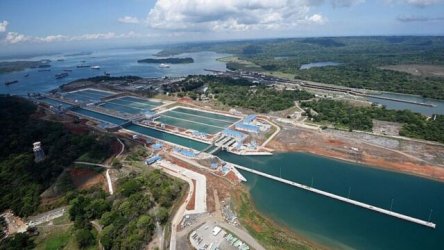 Βενεζουέλα: Αμερικανικό καταδρομικό πλοίο πέρασε τη διώρυγα του Παναμά
