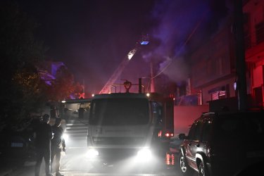 Περιστέρι: Ένα άτομο στο «Σισμανόγλειο» με αναπνευστικά προβλήματα λόγω της φωτιάς